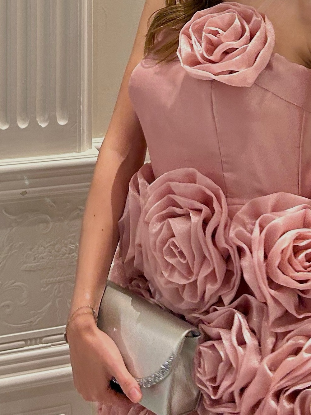 Elegant Pink Rose-Appliqué Strapless Dress